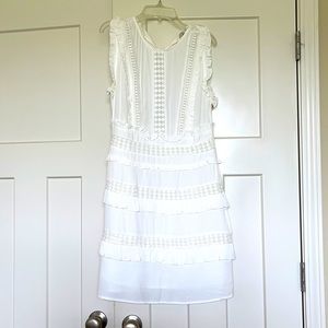 The clothing company dress size M